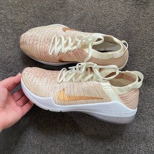 Nike metcons